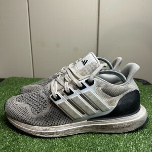 Size 8.5M- Adidas Men's UBounce DNA Running Shoes in Grey/Silver Metallic/Grey